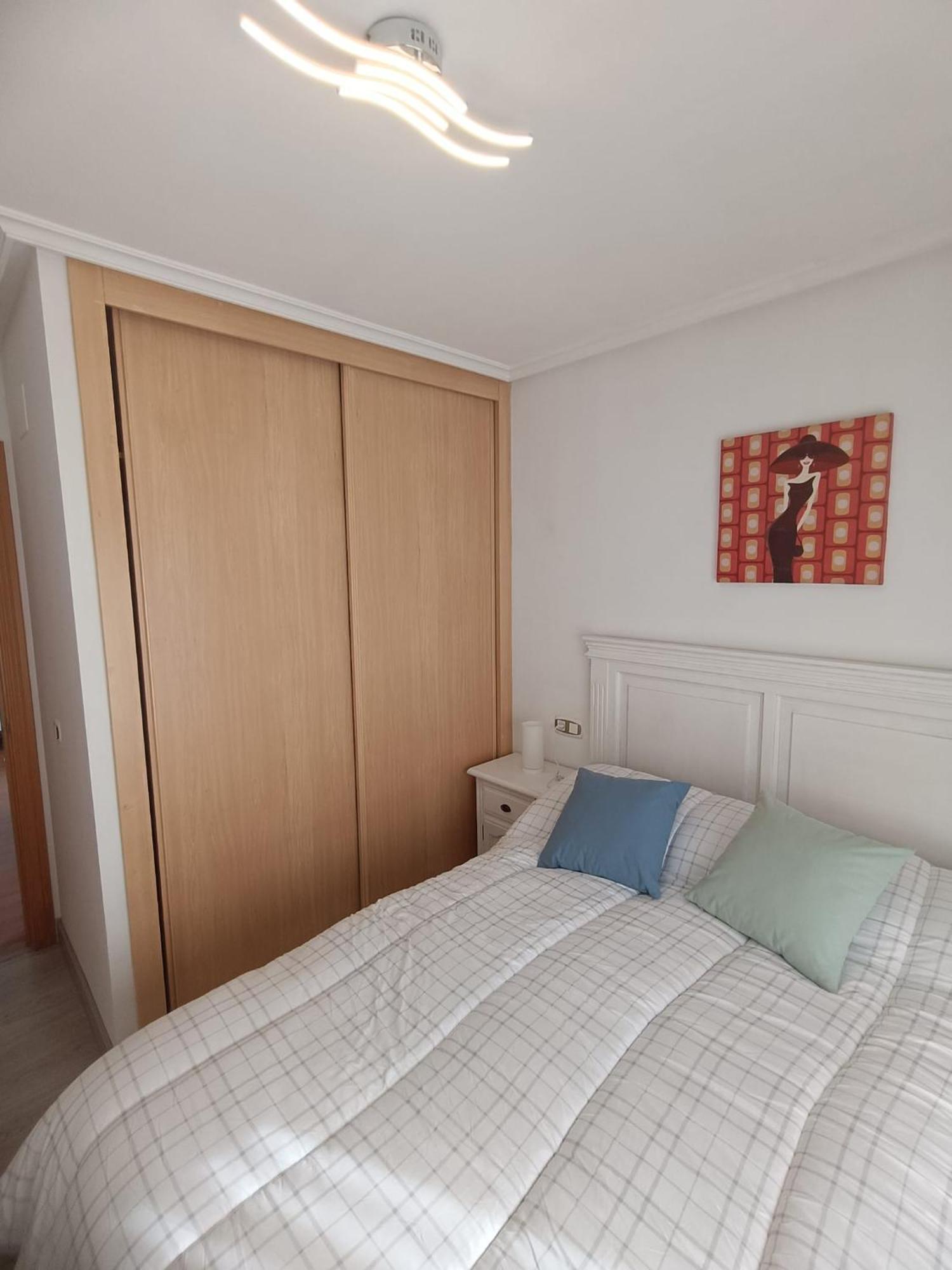 Apartamento Hospital Los Prados Parking Gratuito Овьедо Экстерьер фото